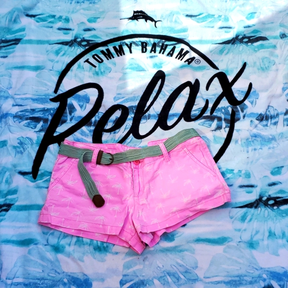 💖 Palm Leaf Shorts